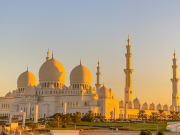 The Spiritual Heart of the Capital: Abu Dhabi’s Grand Landmark Sheikh Zayed Grand Mosque