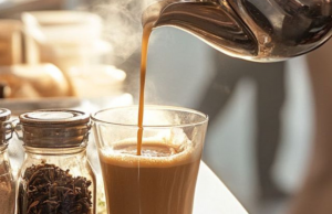 Karak in Dubai A Newcomer’s Guide to a Local Ritual Karak in Dubai © Canva