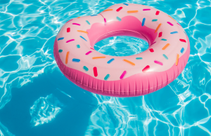 A Pool Day in Dubai: Thing you should know © Canva