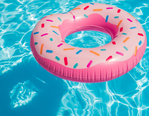 A Pool Day in Dubai: Thing you should know © Canva